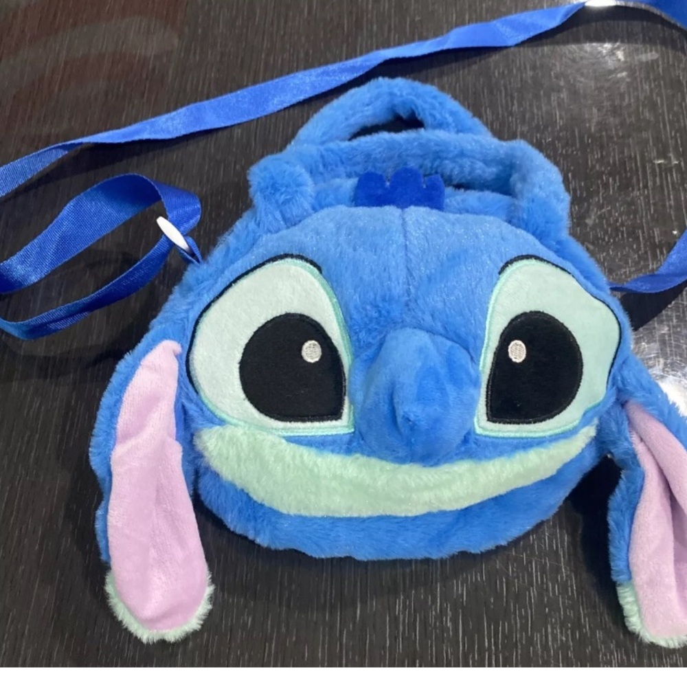 Disney Stitch Crossbody/shoulder
Face Figure Plush Bag